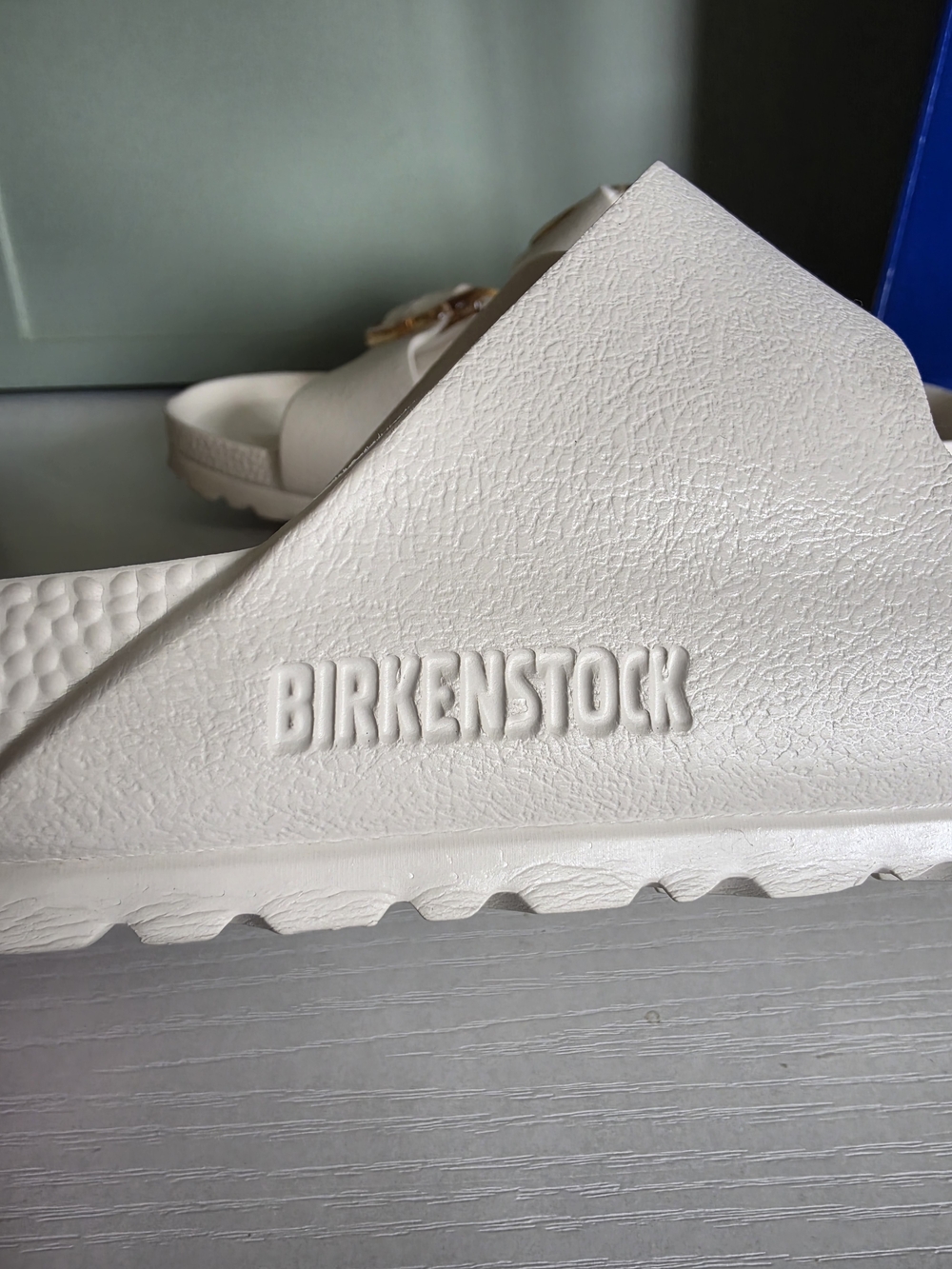 Birkenstock Unisex Arizona EVA Sandals - White with Buckles - Picture 9 of 15